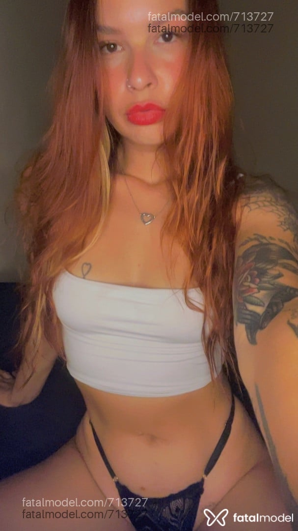 Acompanhante mulher ruiva (o) de olhos castanhos em Anápolis - Marcelly