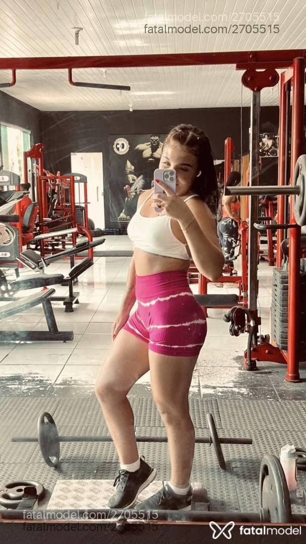 Acompanhante mulher com cabelo castanho de olhos mel - Agatha