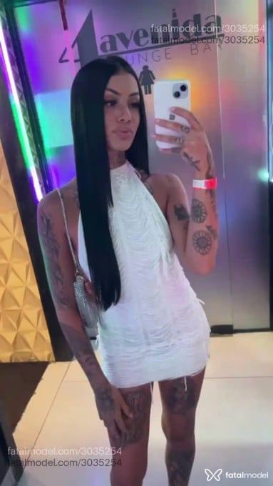 Acompanhante mulher morena (o) de olhos castanhos em Balneário Camboriú - Kauana