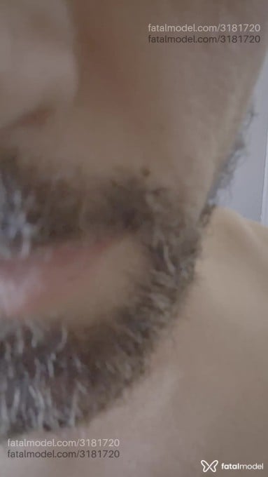 Acompanhante homem morena (o) de olhos castanhos em Ubiratã Acompanhante homem morena (o) de olhos castanhos em Ubiratã - Maicon
