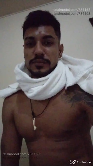 Acompanhante homem morena (o) de olhos cinza em Porto Velho Acompanhante homem morena (o) de olhos cinza em Porto Velho - Blackseducao