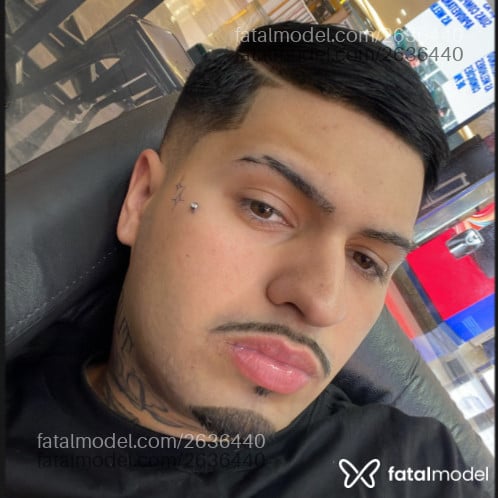 Acompanhante homem morena (o) de olhos castanhos em São Paulo - Diego Santos