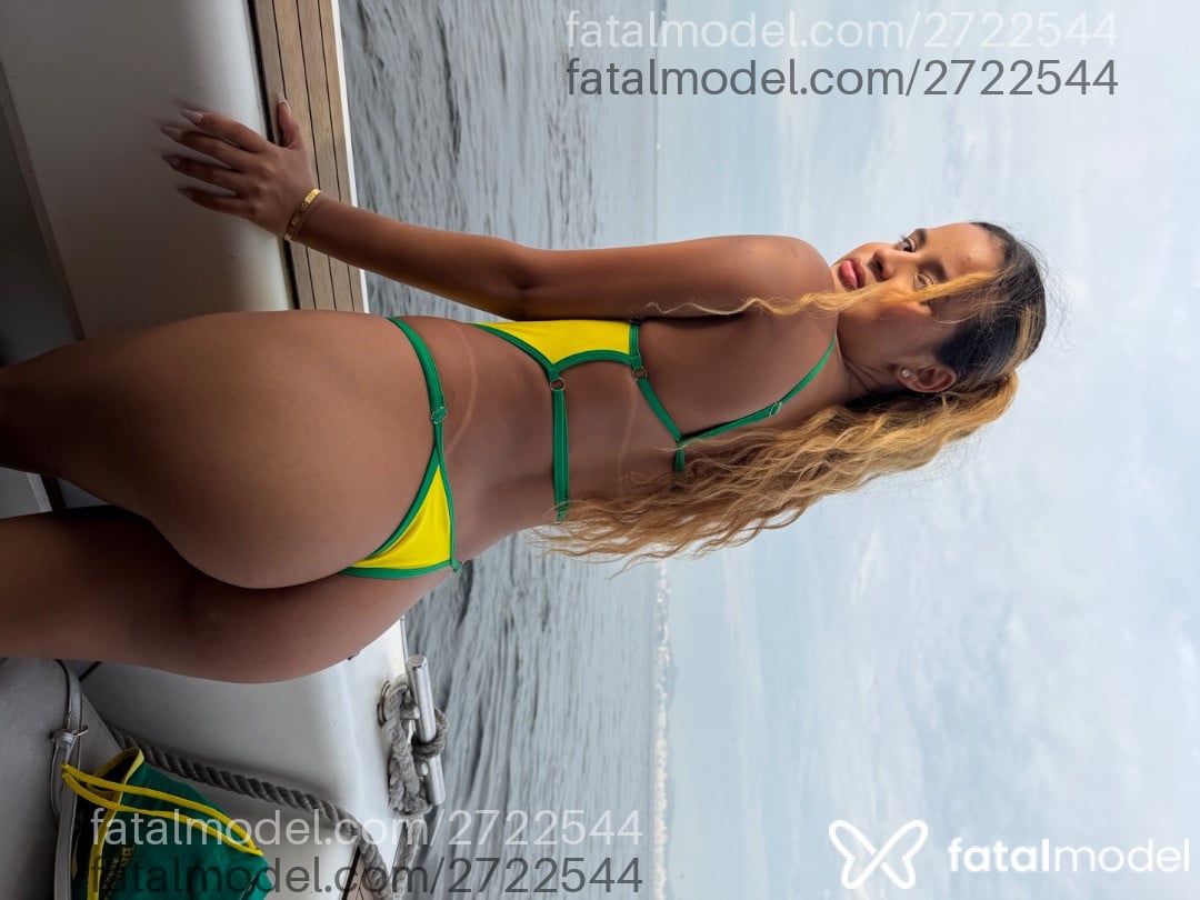 Acompanhante mulher loira (o) de olhos castanhos em São Paulo - Eliza Vidal