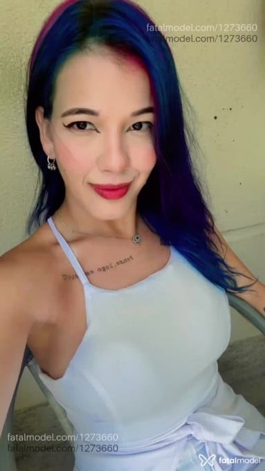 Acompanhante mulher com cabelo colorido de olhos castanhos em Rio de Janeiro - Geovana Luz