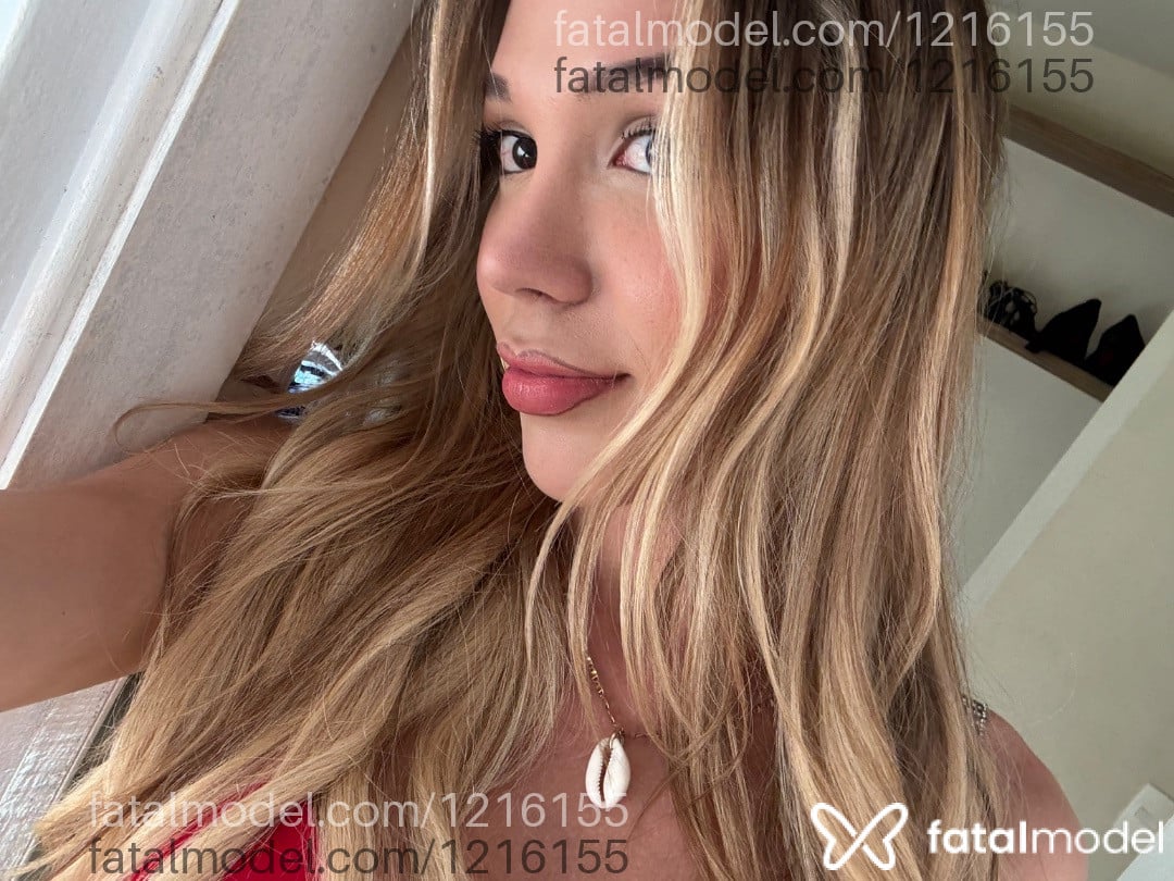 Acompanhante mulher trans loira (o) de olhos castanhos em Florianópolis - Lara Lopes
