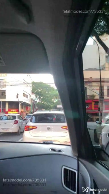 Acompanhante homem com cabelo castanho de olhos castanhos em São Paulo - Ghee