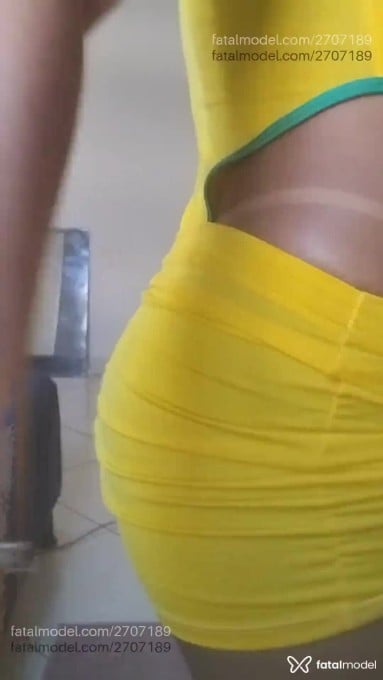 Acompanhante mulher loira (o) de olhos verdes em Guarapari - Vikiloira