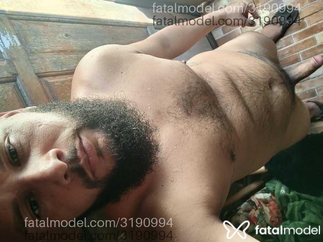 Acompanhante homem morena (o) de olhos castanhos em Viamão Acompanhante homem morena (o) de olhos castanhos em Viamão - Everson