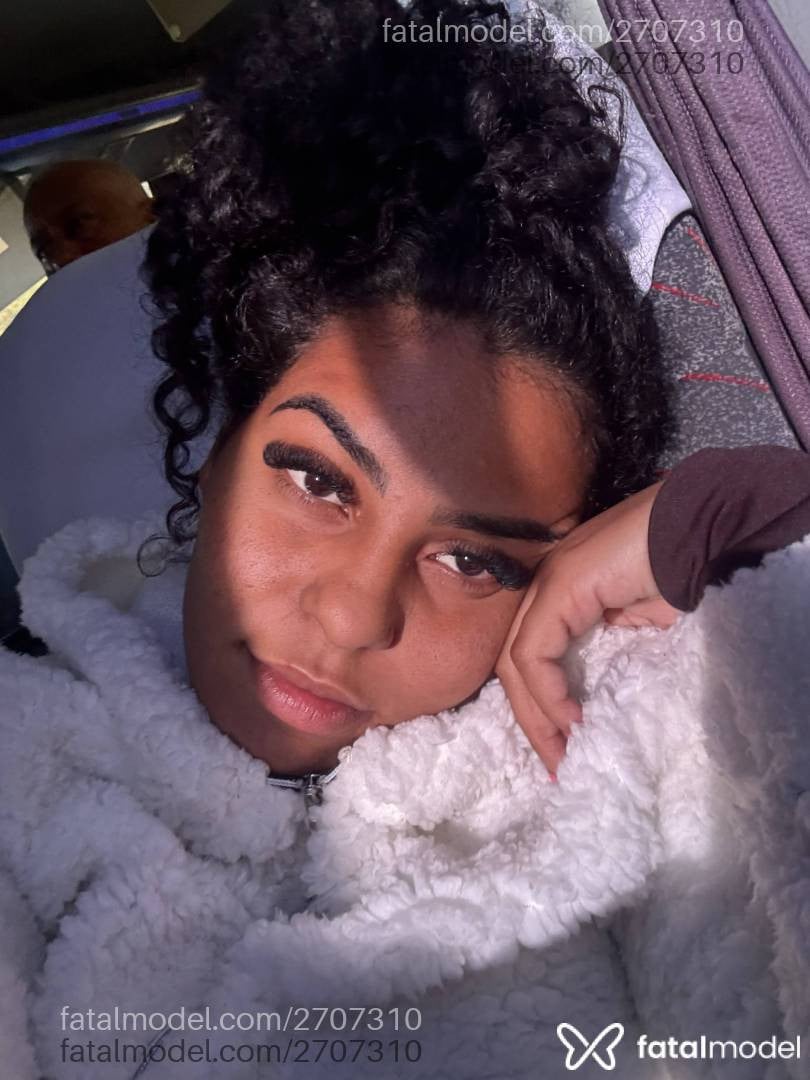 Acompanhante mulher morena (o) de olhos castanhos em São João Del Rei - Gaby Moura