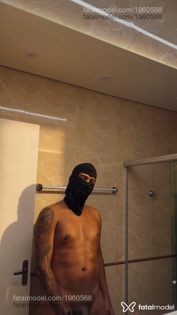 Acompanhante homem morena (o) de olhos castanhos em São Paulo - BRUNO