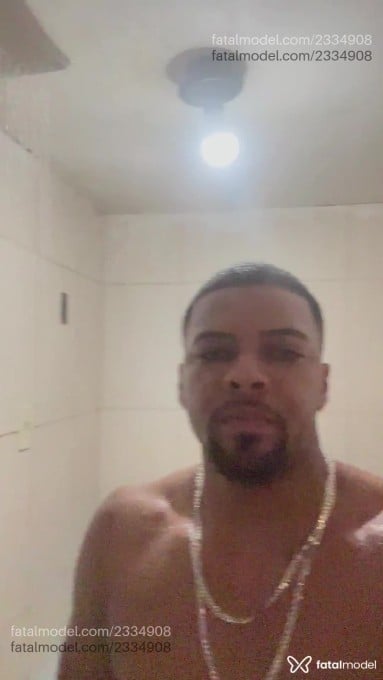Acompanhante homem morena (o) de olhos verdes em Novo Hamburgo Acompanhante homem morena (o) de olhos verdes em Novo Hamburgo - Alisson