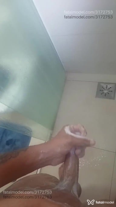 Acompanhante homem com cabelo castanho de olhos pretos em São José do Rio Preto Acompanhante homem com cabelo castanho de olhos pretos em São José do Rio Preto - Gustavo Lima