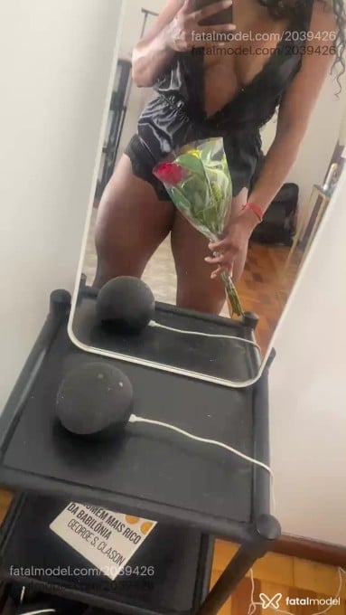 Acompanhante mulher morena (o) de olhos mel em Campinas - Carla Ferraz