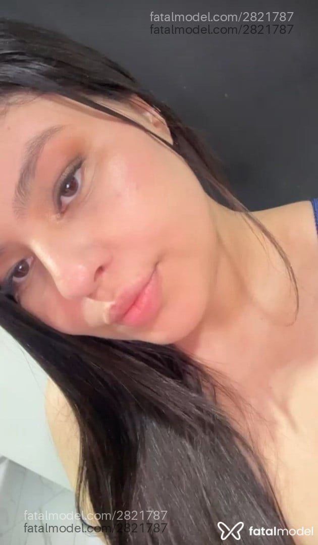 Acompanhante mulher com cabelo castanho de olhos mel em Pouso Alegre - Yngrid Santos