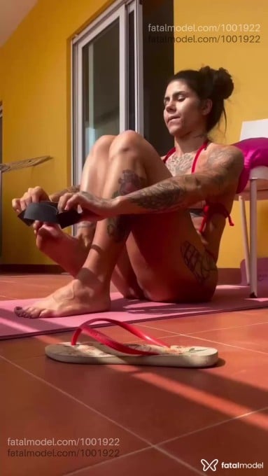 Acompanhante mulher com cabelo castanho de olhos castanhos em Salvador - Manu Araújo