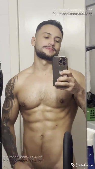 Acompanhante homem morena (o) de olhos castanhos em São Paulo - Titanboy
