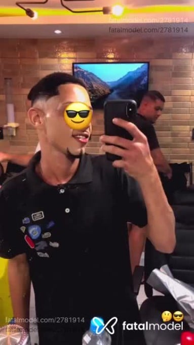 Acompanhante homem com cabelo castanho de olhos mel em Aracruz Acompanhante homem com cabelo castanho de olhos mel em Aracruz - Dantas