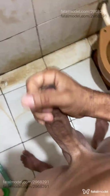 Acompanhante homem morena (o) de olhos castanhos em Rio Verde - Lucasdias