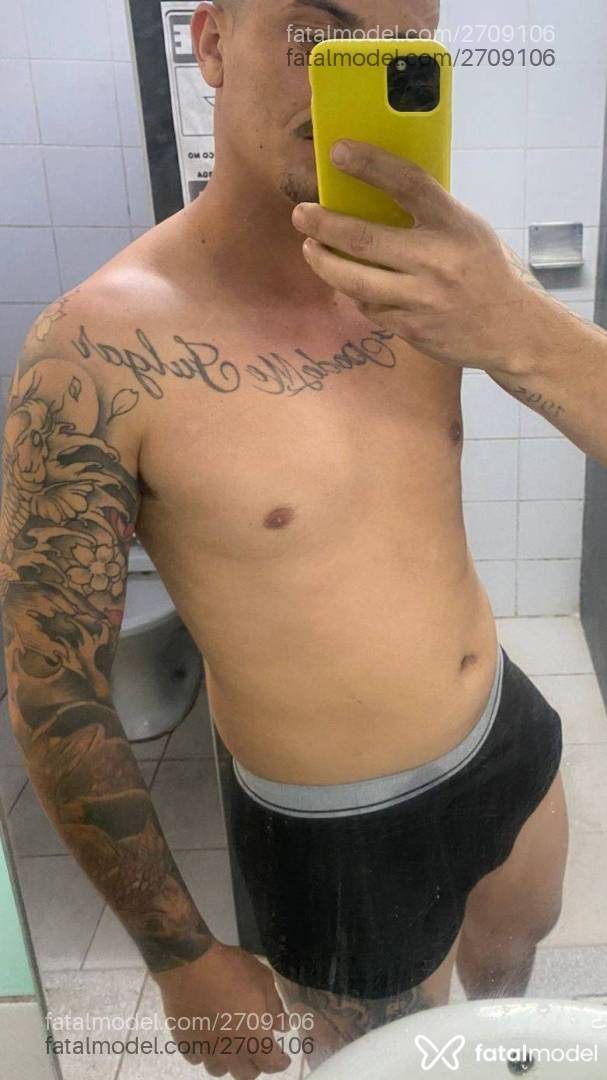 Acompanhante homem morena (o) de olhos castanhos em Serrana - Leonardo