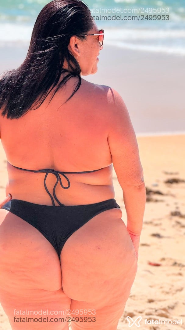 Acompanhante mulher com cabelo castanho de olhos castanhos - Barbara Lopes Acompanhante mulher com cabelo castanho de olhos castanhos - Barbara Lopes