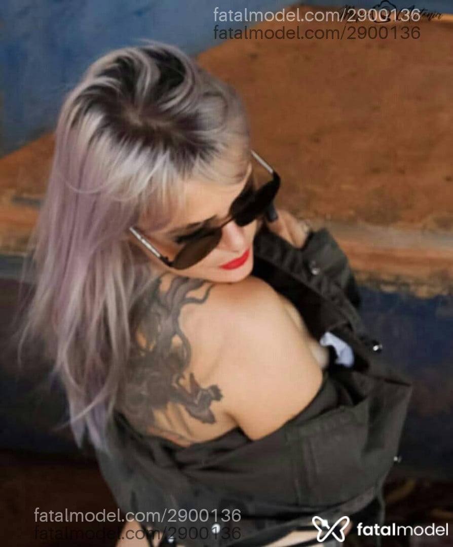 Acompanhante mulher loira (o) de olhos castanhos em Mineiros - Giovana