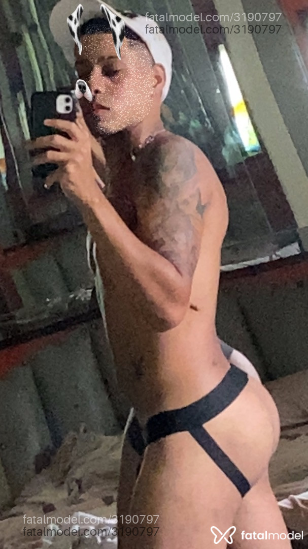 Acompanhante homem morena (o) de olhos castanhos em Virtual Acompanhante homem morena (o) de olhos castanhos em Virtual - Henrique