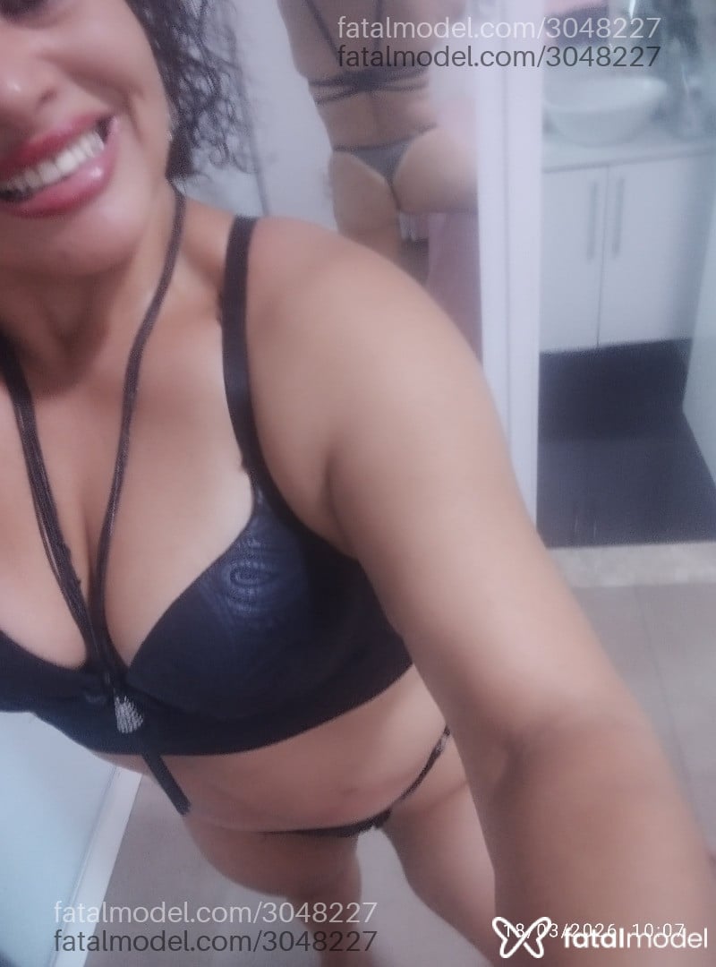 Acompanhante mulher com cabelo castanho de olhos castanhos em Porto Alegre - Alice Oliveira