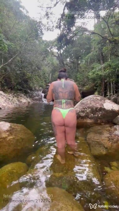 Acompanhante mulher com cabelo castanho de olhos castanhos em São José - Medusa