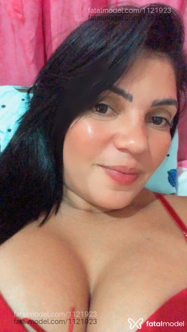 Acompanhante mulher morena (o) de olhos castanhos em Quirinópolis Acompanhante mulher morena (o) de olhos castanhos em Quirinópolis - Belzinha