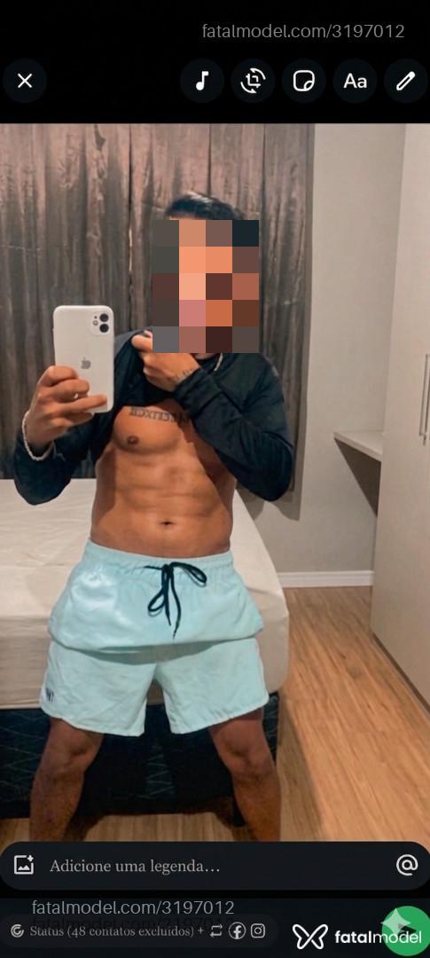 Acompanhante homem morena (o) de olhos castanhos em Vila Velha - Ricardo