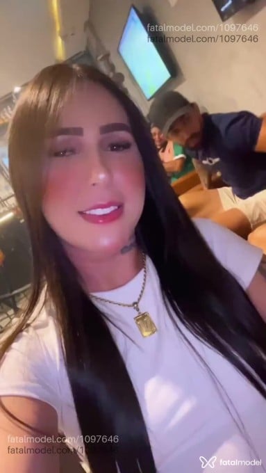 Acompanhante mulher com cabelo castanho de olhos castanhos - Isadora martins Acompanhante mulher com cabelo castanho de olhos castanhos - Isadora martins