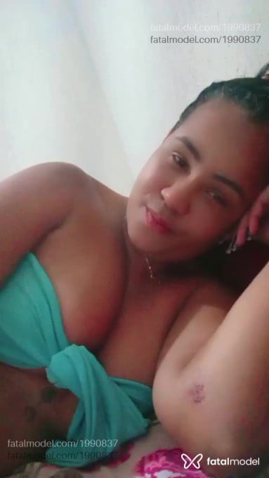 Acompanhante mulher morena (o) de olhos castanhos em Rio das Ostras - Daniele