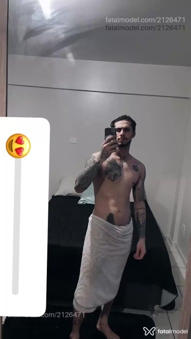 Acompanhante homem com cabelo castanho de olhos castanhos em Cascavel - Magic Mike