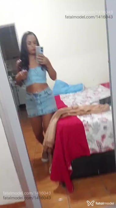 Acompanhante mulher com cabelo castanho de olhos mel em Goiânia - Tequileira