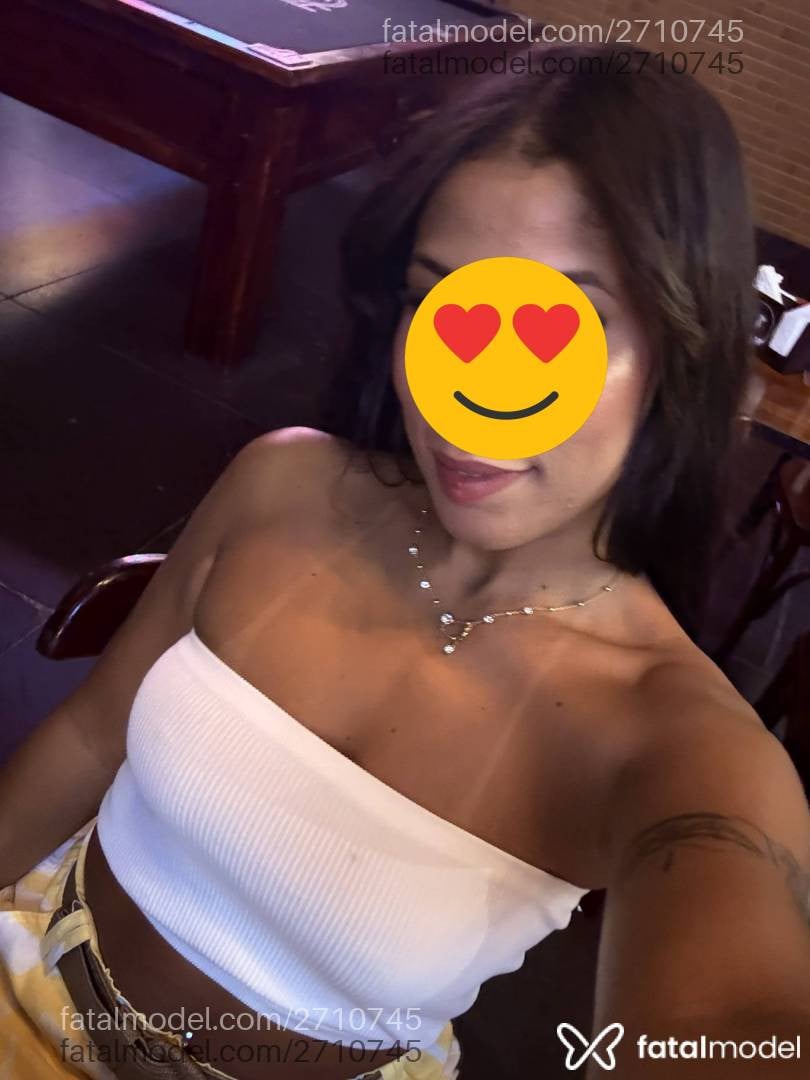 Acompanhante mulher morena (o) de olhos mel em Baixo Guandu Acompanhante mulher morena (o) de olhos mel em Baixo Guandu - Paola Ferrari