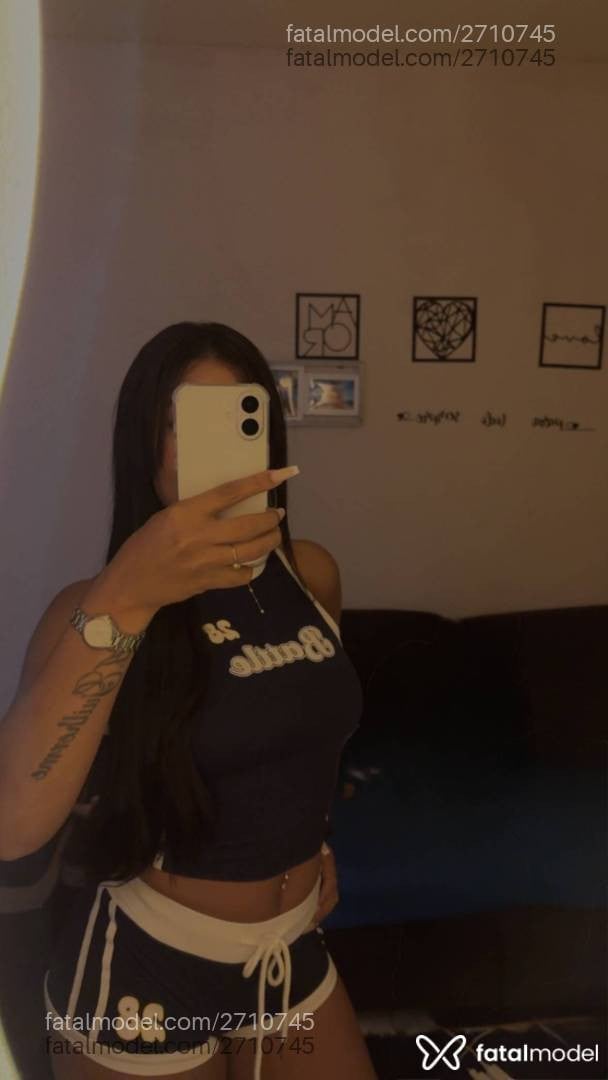 Acompanhante mulher morena (o) de olhos mel - Paola Ferrari