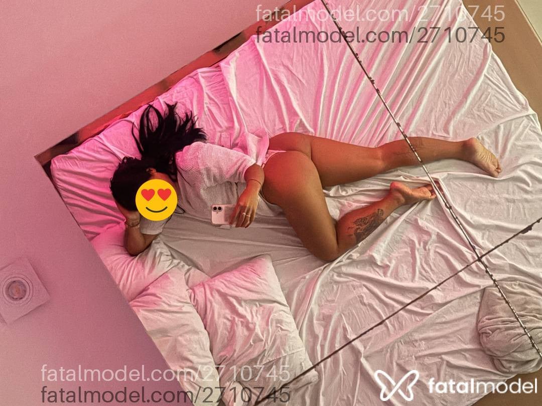 Acompanhante mulher morena (o) de olhos mel - Paola Ferrari