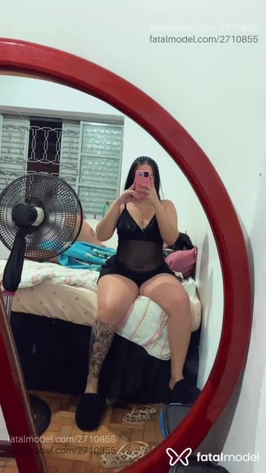 Acompanhante mulher com cabelo castanho de olhos castanhos em Ribeirão Preto Acompanhante mulher com cabelo castanho de olhos castanhos em Ribeirão Preto - Lua Space