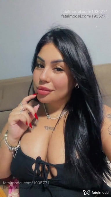 Acompanhante mulher morena (o) de olhos pretos em Porto Alegre Acompanhante mulher morena (o) de olhos pretos em Porto Alegre - Monick
