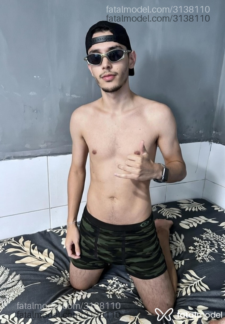 Acompanhante homem morena (o) de olhos castanhos em Rio Verde Acompanhante homem morena (o) de olhos castanhos em Rio Verde - Breno Lima