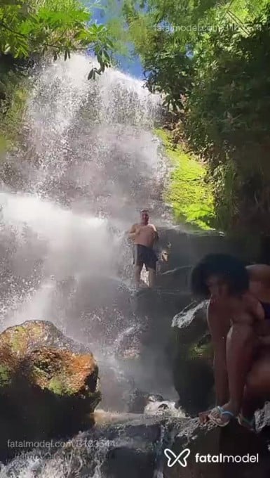 Acompanhante homem morena (o) de olhos castanhos em Ribeirão Preto - Johnnie