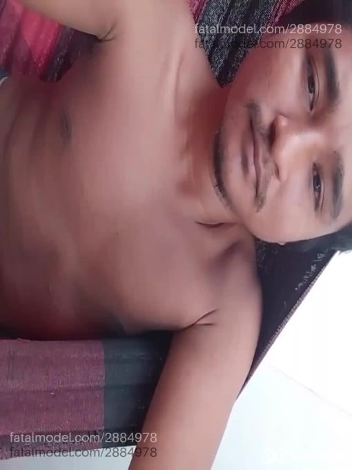 Acompanhante homem morena (o) de olhos pretos em Macapá Acompanhante homem morena (o) de olhos pretos em Macapá - Alleh Dds