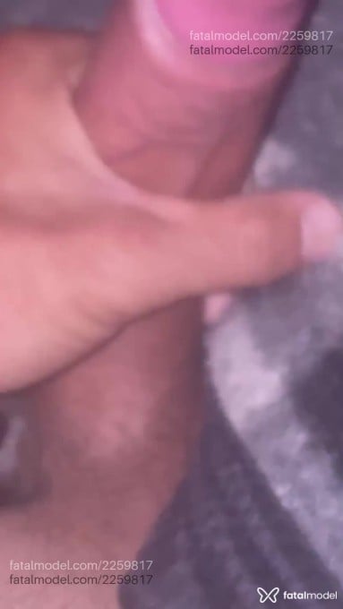 Acompanhante homem morena (o) de olhos castanhos em Uruguaiana - Vini