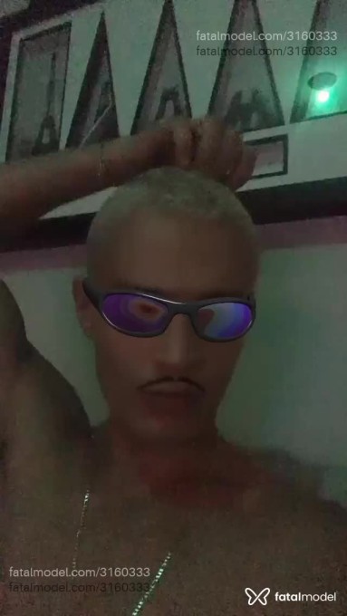 Acompanhante homem loira (o) de olhos verdes em São Paulo Acompanhante homem loira (o) de olhos verdes em São Paulo - Antonio
