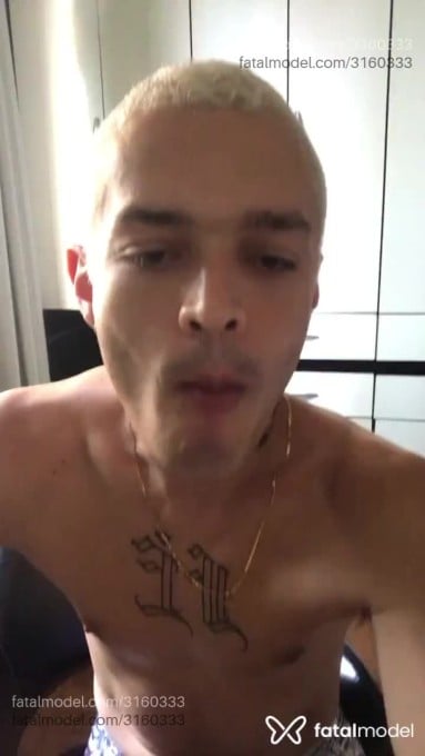 Acompanhante homem loira (o) de olhos verdes em São Paulo Acompanhante homem loira (o) de olhos verdes em São Paulo - Antonio