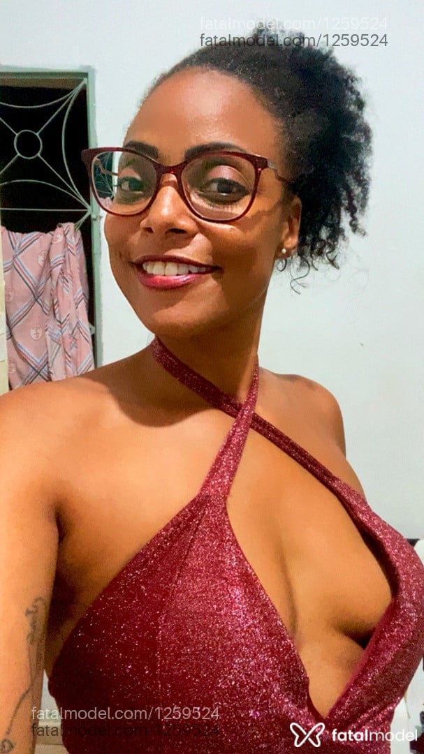 Acompanhante mulher morena (o) de olhos castanhos em Aperibé - Cinthia Barbosa