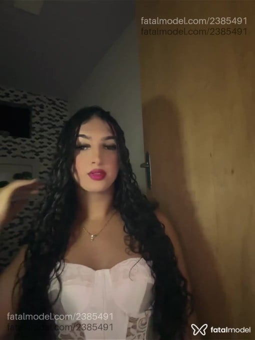 Acompanhante mulher trans com cabelo castanho de olhos castanhos em Peixoto de Azevedo Acompanhante mulher trans com cabelo castanho de olhos castanhos em Peixoto de Azevedo - Gaby Urachi