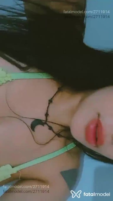 Acompanhante mulher morena (o) de olhos pretos em Itajubá - Vitória Medeiros
