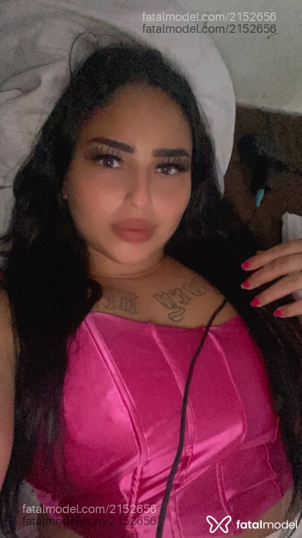 Acompanhante mulher morena (o) de olhos castanhos em Porto Seguro Acompanhante mulher morena (o) de olhos castanhos em Porto Seguro - Julia
