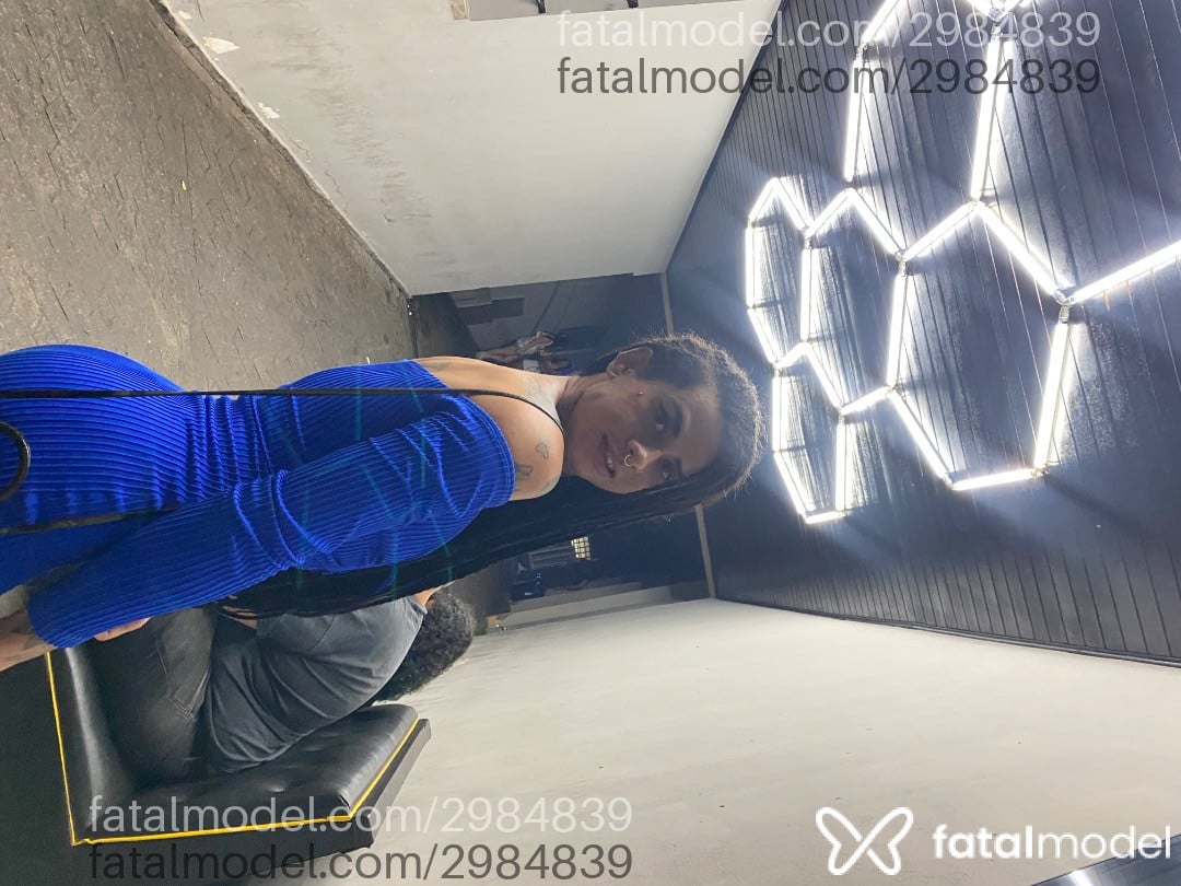 Acompanhante mulher trans morena (o) de olhos castanhos - Gaby Urack